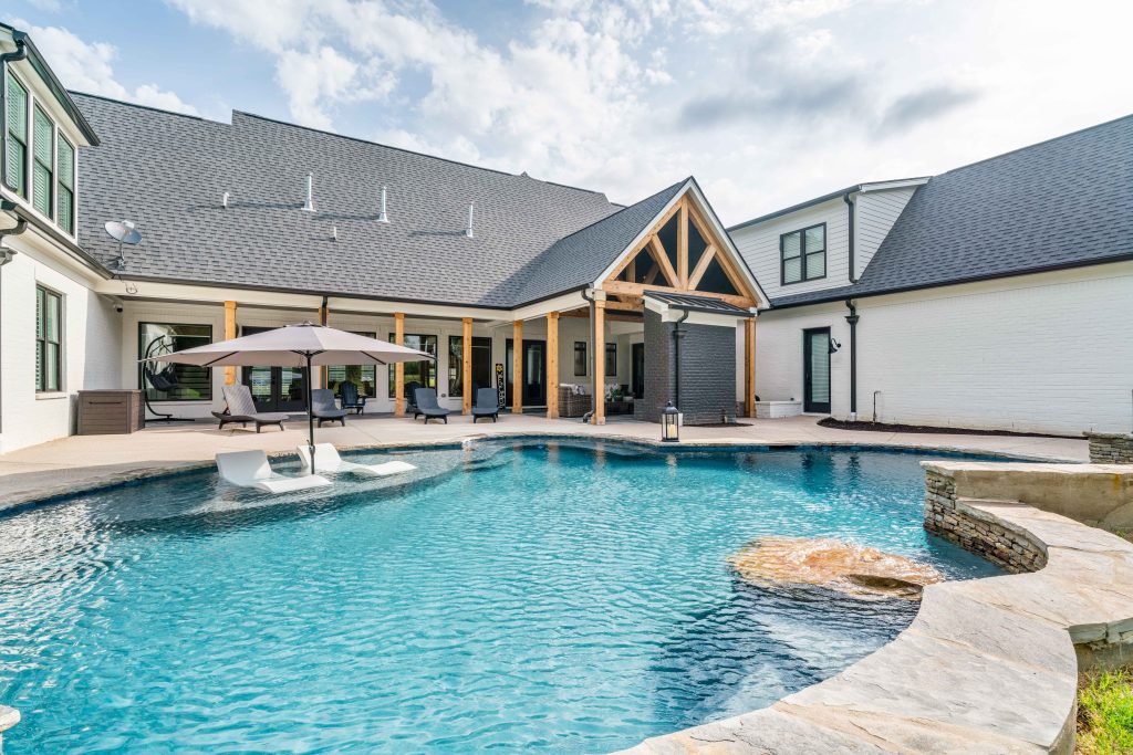 Understanding the Different Types of Home Builders 3